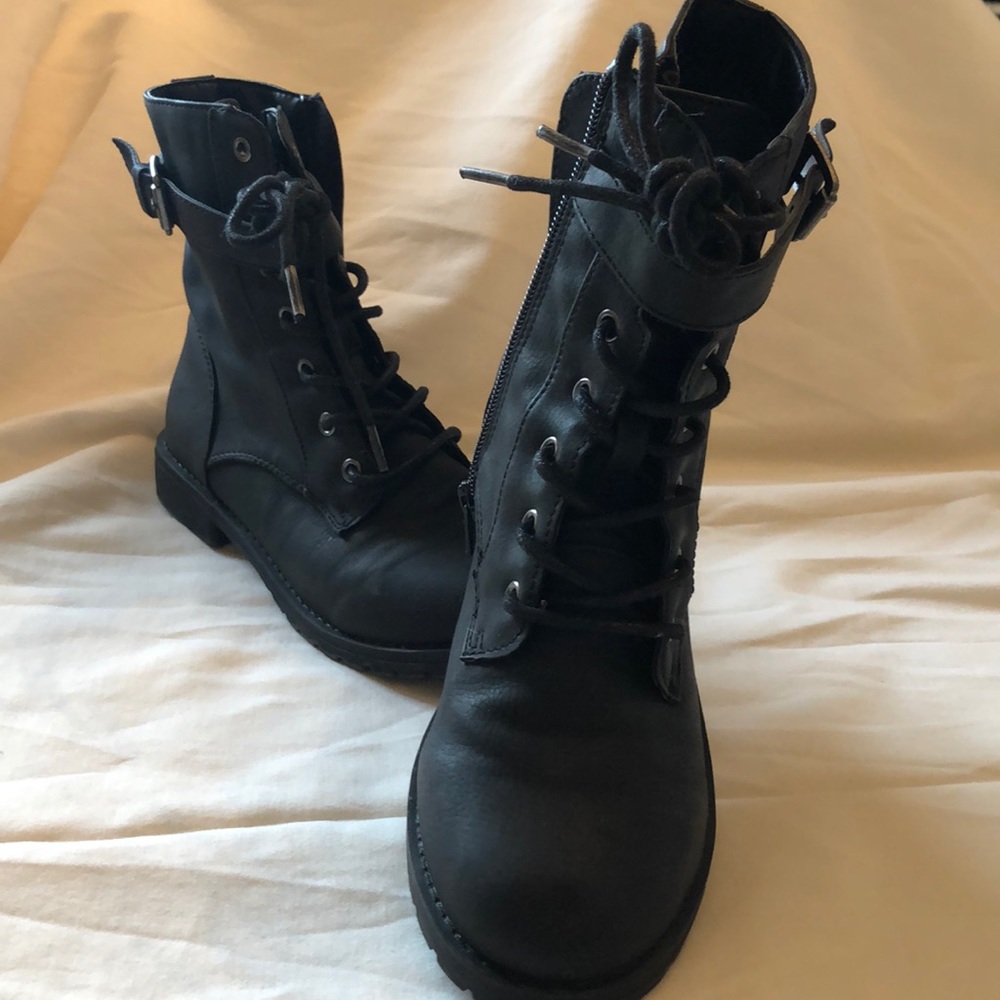 TCP Black Combat Boots- Girl’s size 4.